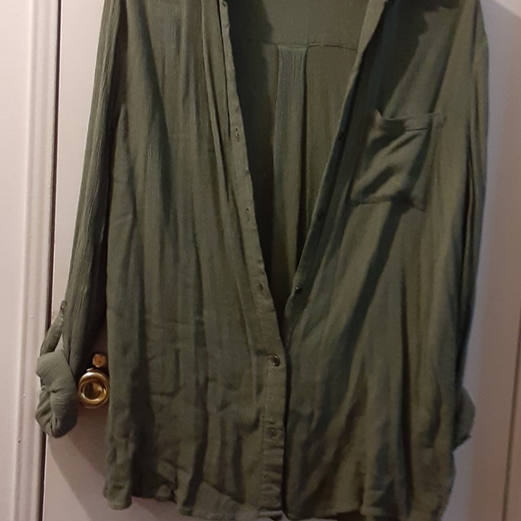 Long sleeve Rayon Top - Picture 3 of 3